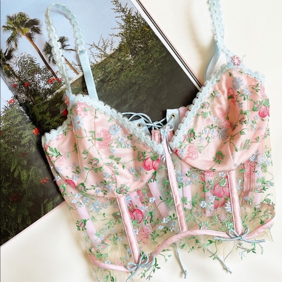 FOR LOVE & LEMONS Swaying Rose Bustier - Picture 10 of 16